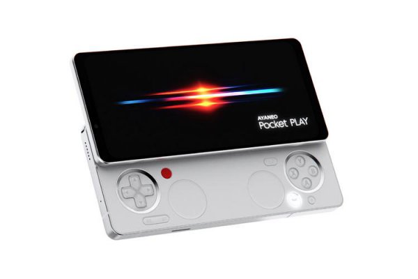 侧滑+手柄 索爱Xperia Play被国产游戏手机抄得少许不剩